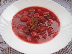 Борщ с тушенкой 