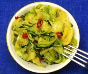 Быстрые маринованные кабачки 