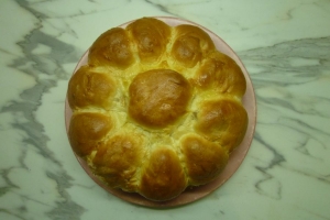 Дрожжевой пирог с яблоками и корицей в духовке 