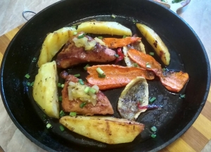 Горячая сковородка с мясом и овощами 