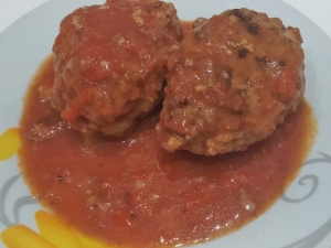 Гречаники с фаршем в томатном соусе 