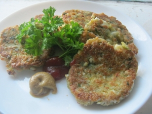 Яичные котлеты с манкой и зеленью 