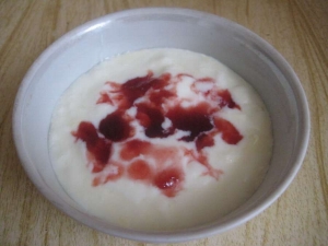 Йогурт из молока и йогурта в домашних условиях 