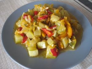 Кабачки тушеные с морковью и луком без помидор 