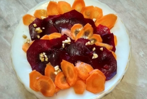 Карпаччо из свеклы и моркови 