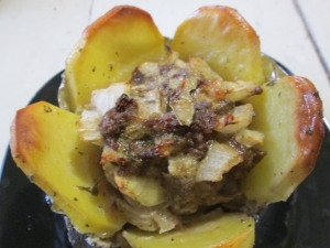 Картошка с мясом в духовке 