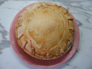 Кулебяка с мясом и грибами 