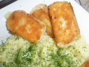 Куриные крокеты – котлеты из курицы с сыром и беконом 