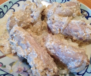 Куриные шейки в мультиварке тушеные в сметане 