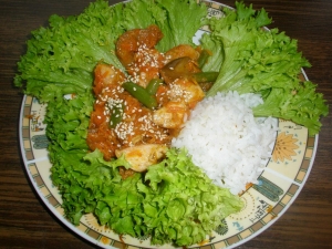 Курица карри с грушей и стручковой фасолью 