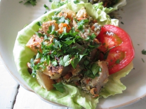 Курица с картошкой и капустой в рукаве 