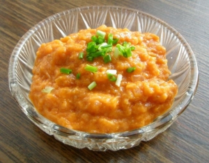 Луковый соус с томатом 