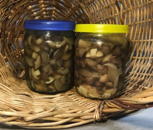 Маринованные маслята с лимонной кислотой и уксусом 