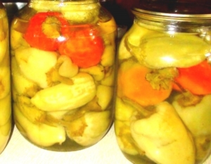 Маринованный болгарский перец в масле целиком 