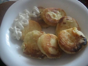 Нежные сырники с манкой без яиц 