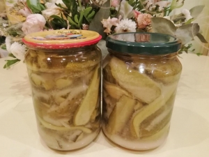 Огурцы дольками в горчичной заливке 