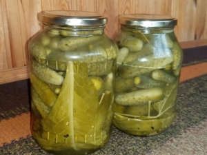 Огурцы с горчицей в зернах на зиму (со стерилизацией) 