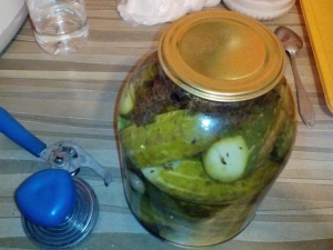 Огурцы в кисло-сладком маринаде на зиму 