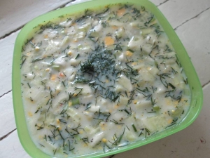 Окрошка на сыворотке с курицей 