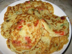 Оладьи из кабачков с перцем 