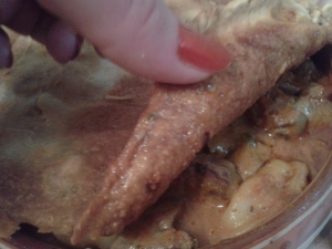 Пельмени в горшочках с печенью и сметаной по-амурски 