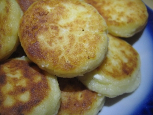 Простые и вкусные сырники из творога 