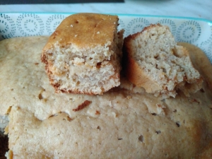 Простой кекс на сгущенке 