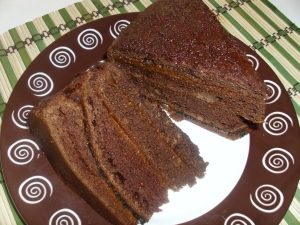 Простой шоколадный торт на сметане со сгущенкой 