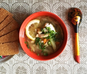 Рассольник со свининой и перловкой 