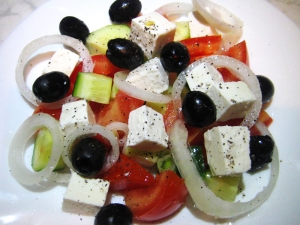 Как приготовить классический "Греческий салат" 