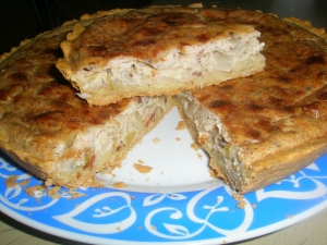 Рыбный пирог на песочном тесте с консервированной рыбой (сардиной) 