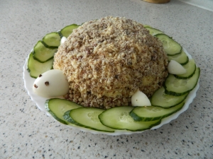 Салат "Черепаха" с яблоками и курицей 