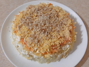 Салат "Королевский визит" с грецким орехом 