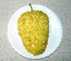 Салат "Тиффани" с виноградом и курицей (классический) 