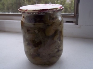 Салат из огурцов «Нежинский» на зиму 