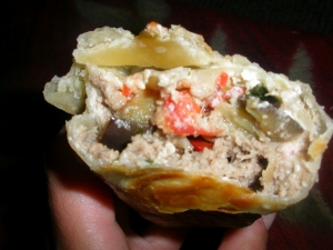 Шаурма с баклажанами, мясом и плавленым сыром 