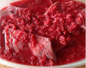 Соус из красной смородины к мясу 