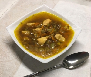 Суп из зеленой чечевицы с курицей 