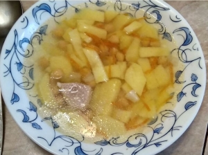 Суп с нутом и мясом 