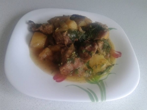 Свинина с картошкой и грибами 
