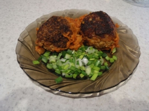 Тефтели с подливкой из томатной пасты 