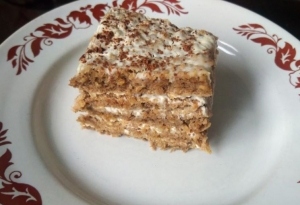 Торт на овсянке со сметанным кремом 