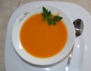 Тыквенный суп-пюре с яблоком для ребенка от 10 месяцев 