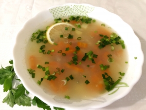 Уха из головы щуки с лимоном 