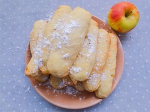 Вертуты с яблоком по-молдавски 