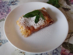 Заливной пирог с персиками 