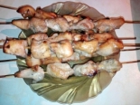 Куриный шашлык в соевом соусе в духовке на шпажках 