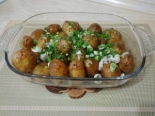Молодая картошка с чесноком и укропом 