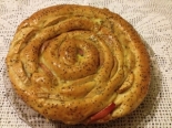 Пирог "Улитка" с яблоками из дрожжевого теста 