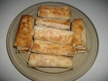 Рулетики из лаваша с колбасой и сыром 